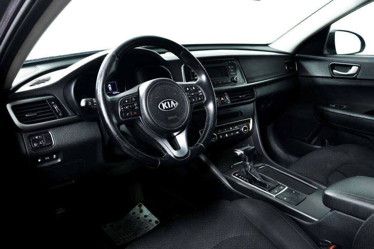 Б/У Киа Оптима 2017 года. Фото: #10