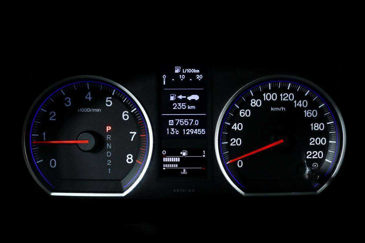 Б/У Хонда ЦР-В 2012 года. Фото: #9