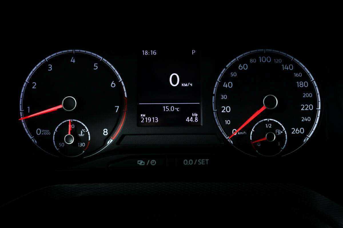 Б/У Фольксваген Поло 2020 года. Фото: #9