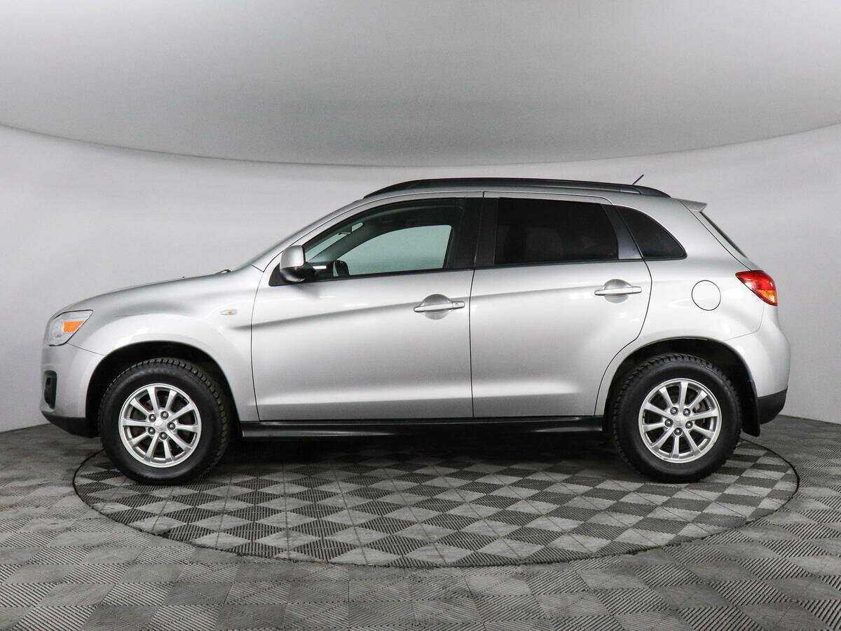 Б/У Митсубиши АС-Икс 2014 года. Фото: #7