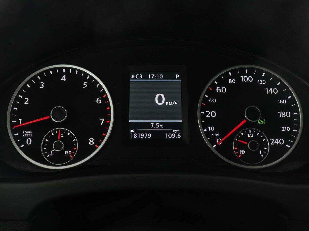 Б/У Фольксваген Тигуан 2012 года. Фото: #6