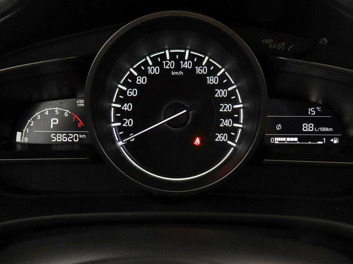 Б/У Мазда 3 2018 года. Фото: #10