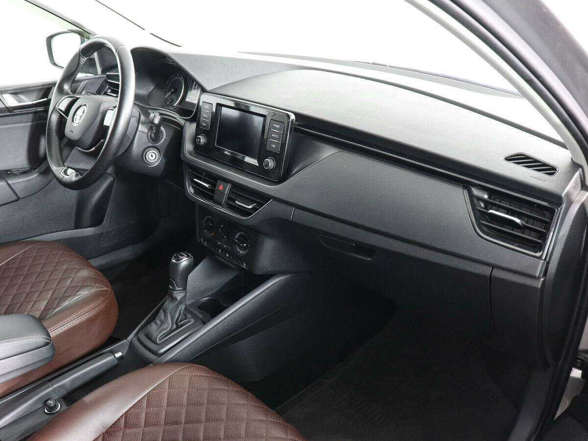 Б/У Шкода Рапид 2021 года. Фото: #9