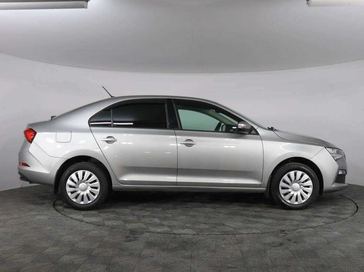 Б/У Шкода Рапид 2021 года. Фото: #3