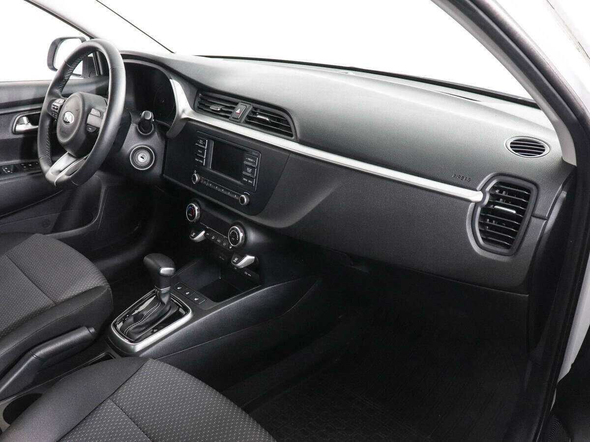 Б/У Киа Рио 2021 года. Фото: #9