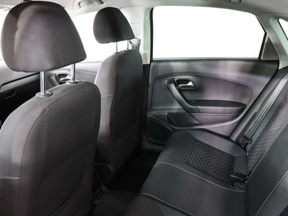 Б/У Фольксваген Поло 2018 года. Фото: #10