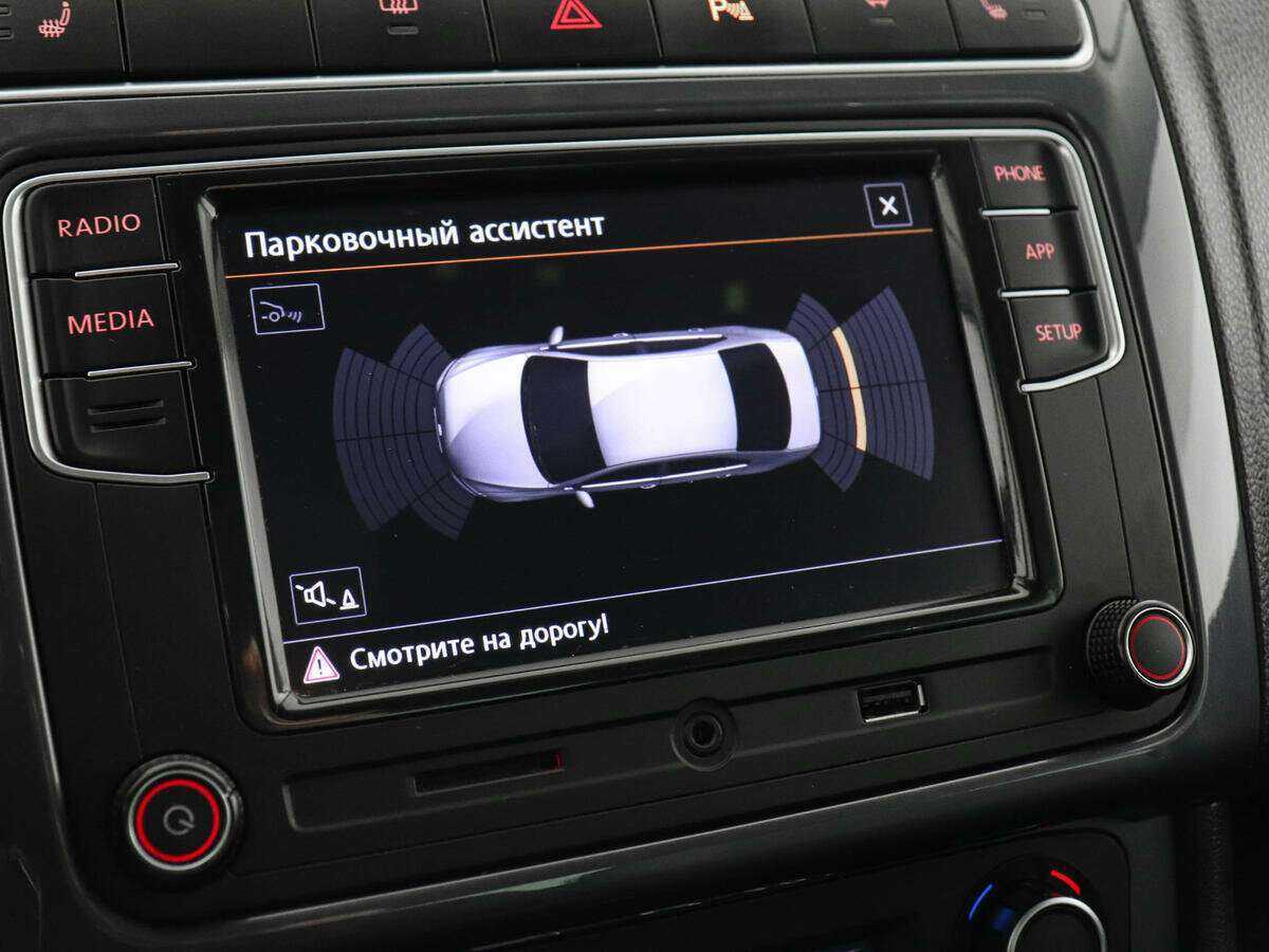 Б/У Фольксваген Поло 2018 года. Фото: #12