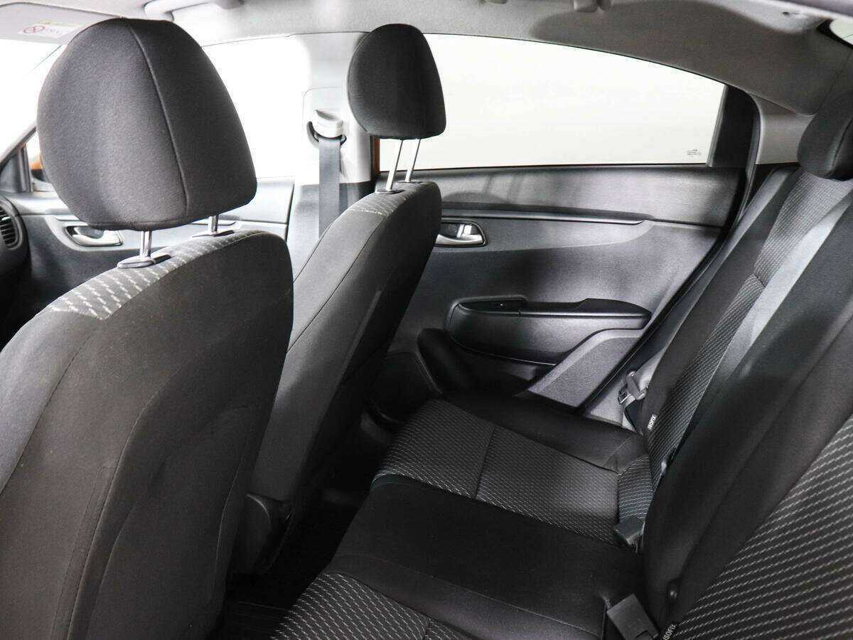 Б/У Киа Рио 2019 года. Фото: #11