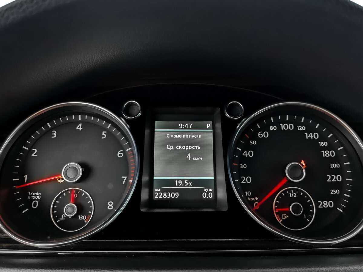 Б/У Фольксваген Пассат ЦЦ 2013 года. Фото: #13