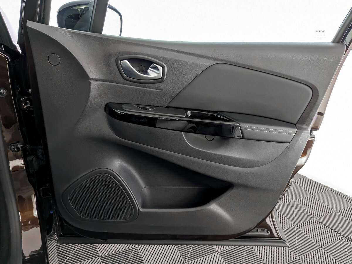 Б/У Рено Каптюр 2020 года. Фото: #18