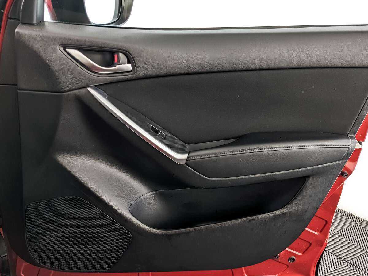 Б/У Мазда Ц-Икс-5 2015 года. Фото: #18