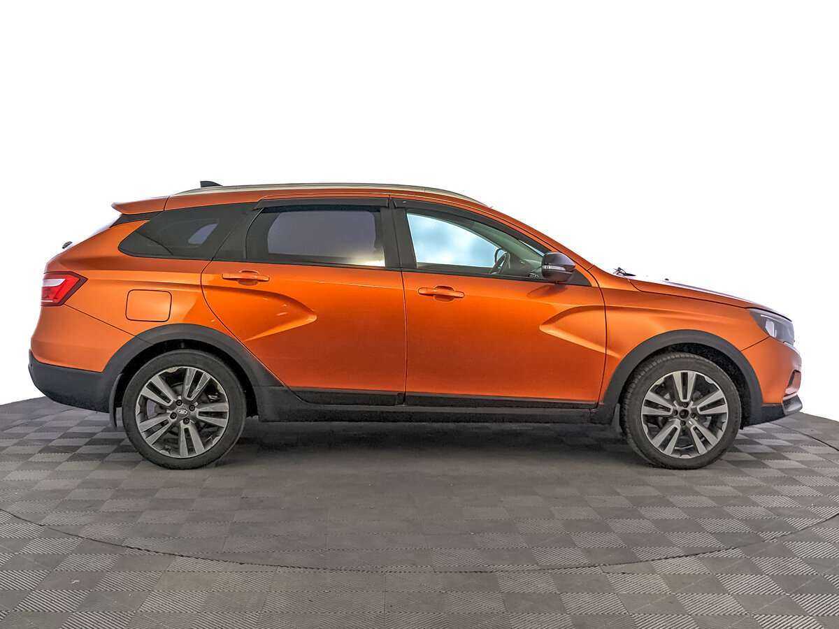 Б/У Лада (ВАЗ) Веста 2021 года. Фото: #3