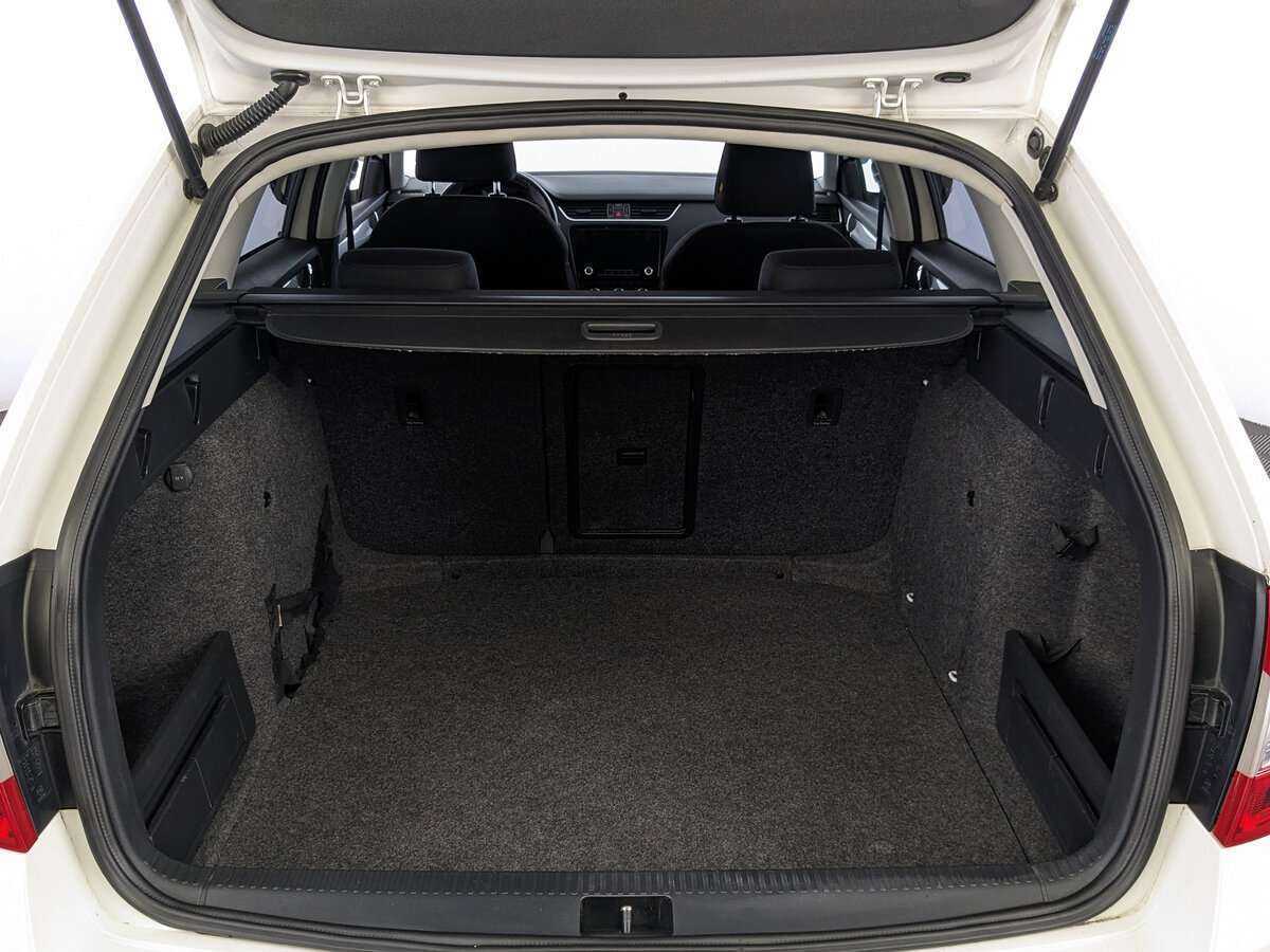 Б/У Шкода Октавия 2014 года. Фото: #8