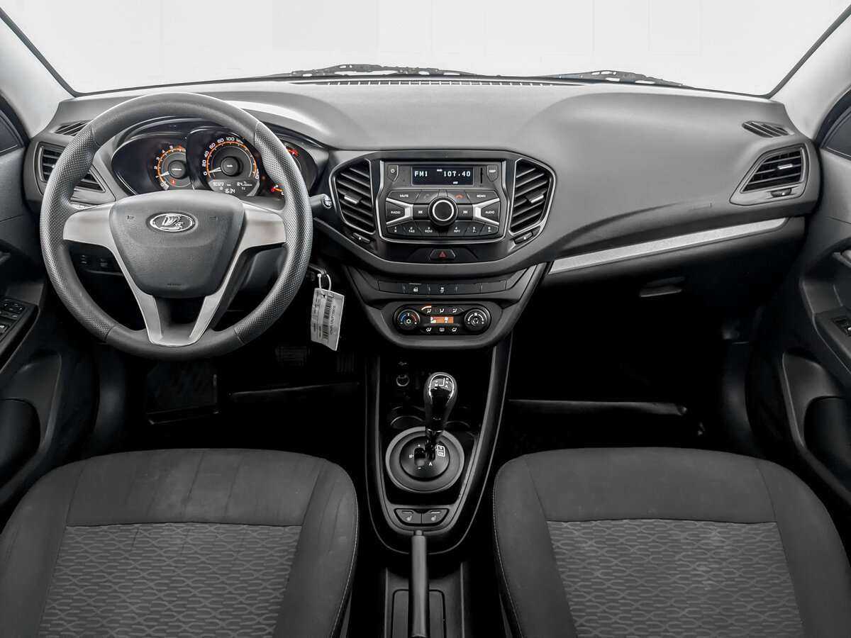 Б/У Лада (ВАЗ) Веста 2017 года. Фото: #11