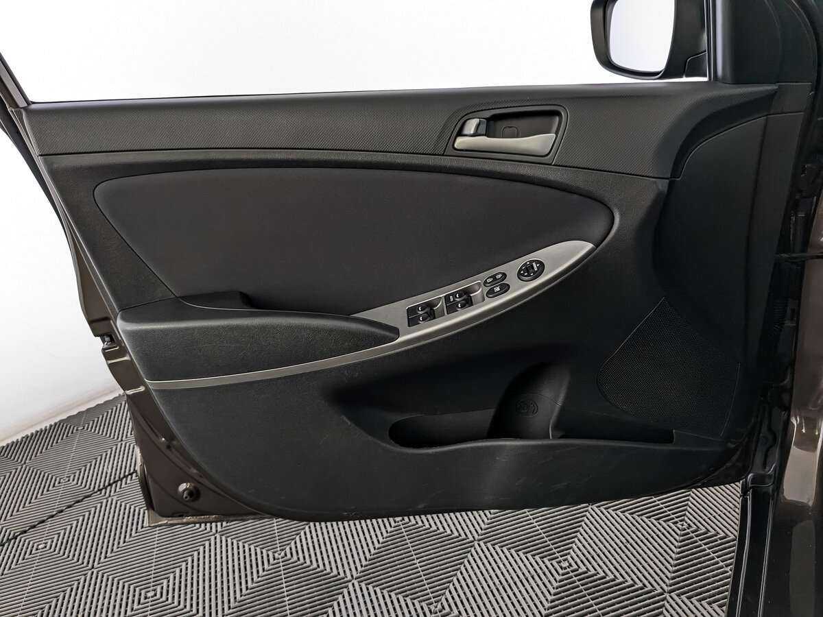 Б/У Хендай Солярис 2016 года. Фото: #13