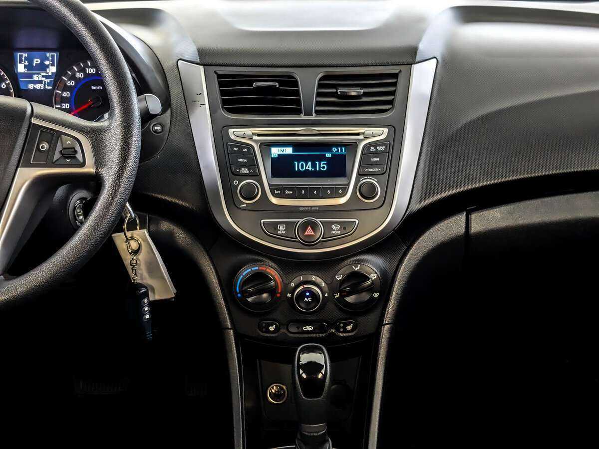 Б/У Хендай Солярис 2015 года. Фото: #12