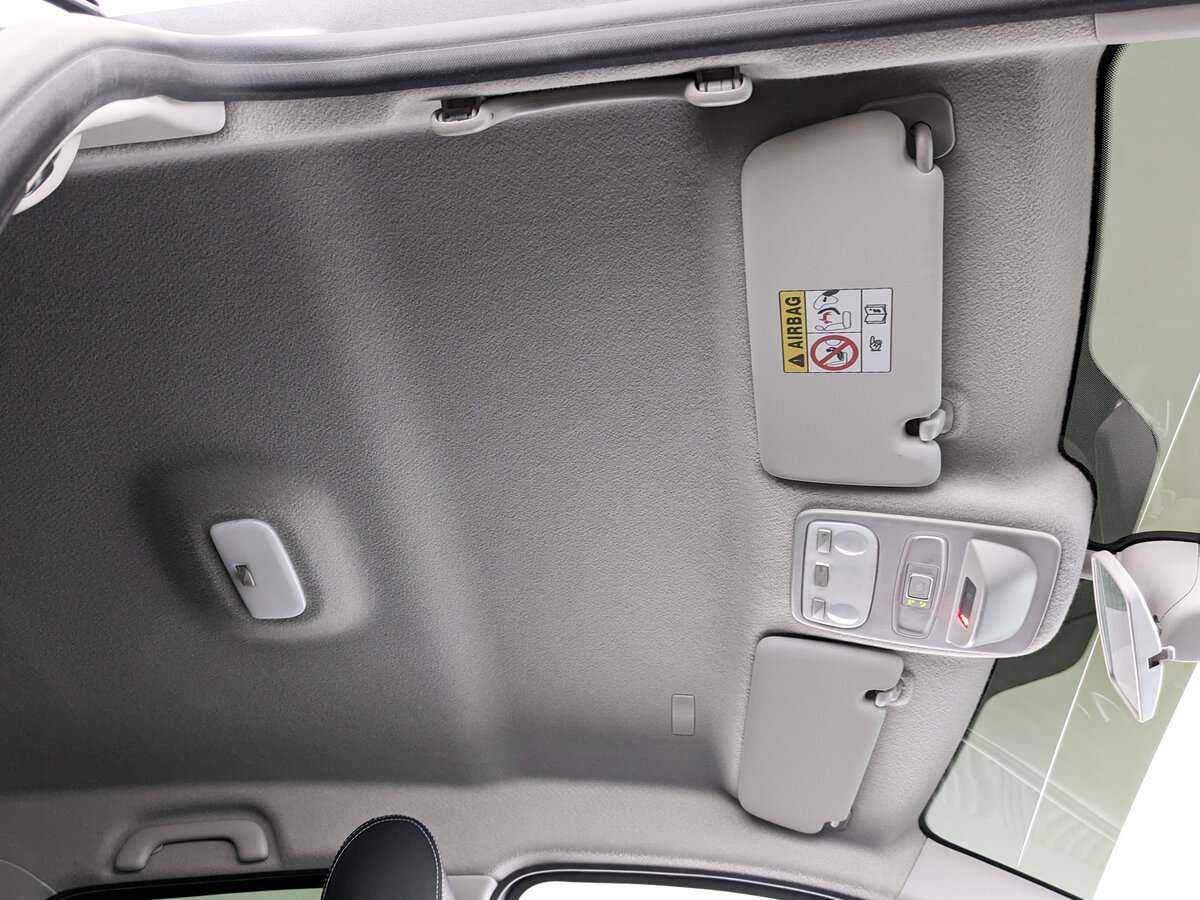 Б/У Рено Каптюр 2021 года. Фото: #17