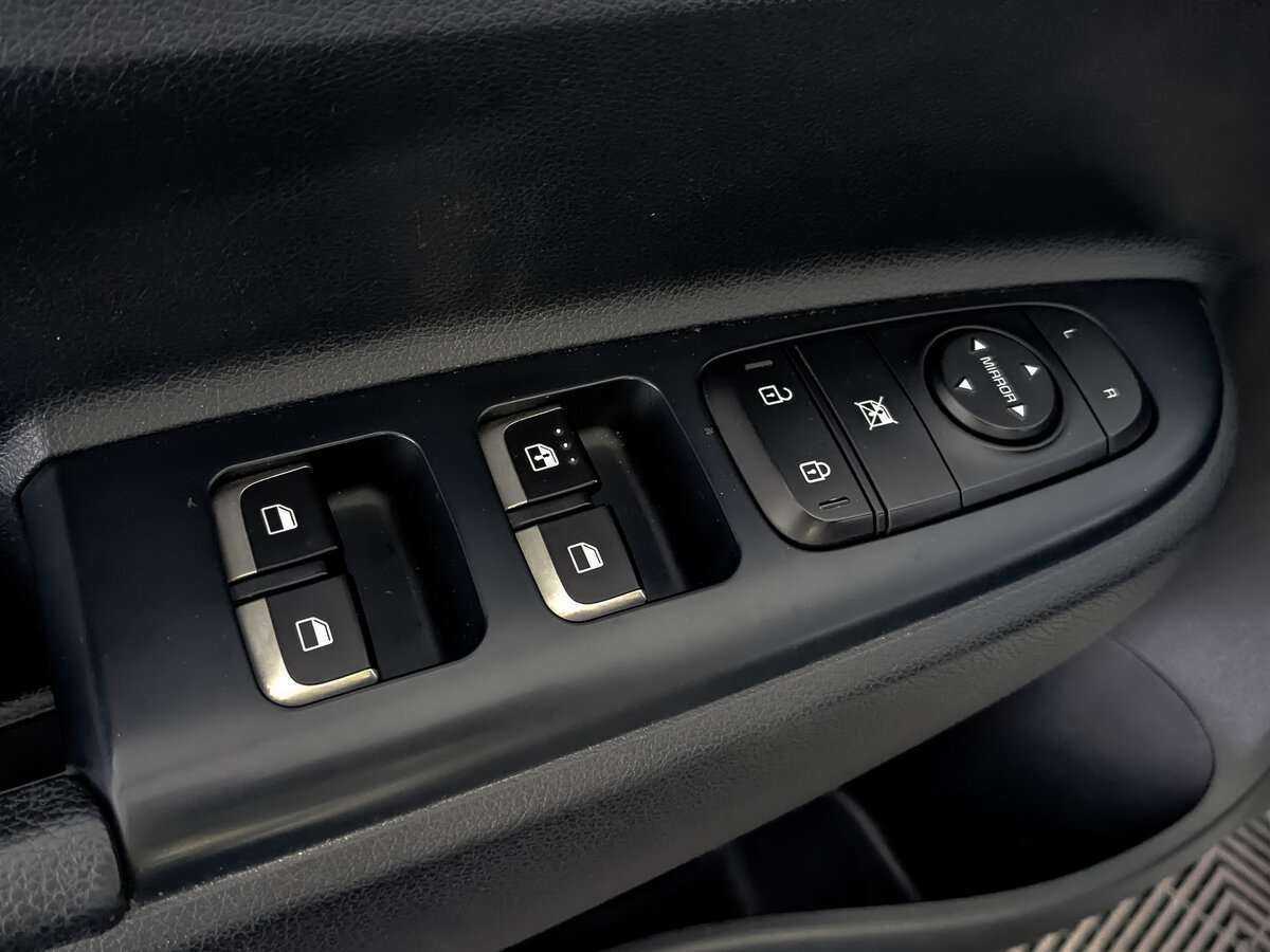 Б/У Киа Рио 2019 года. Фото: #19