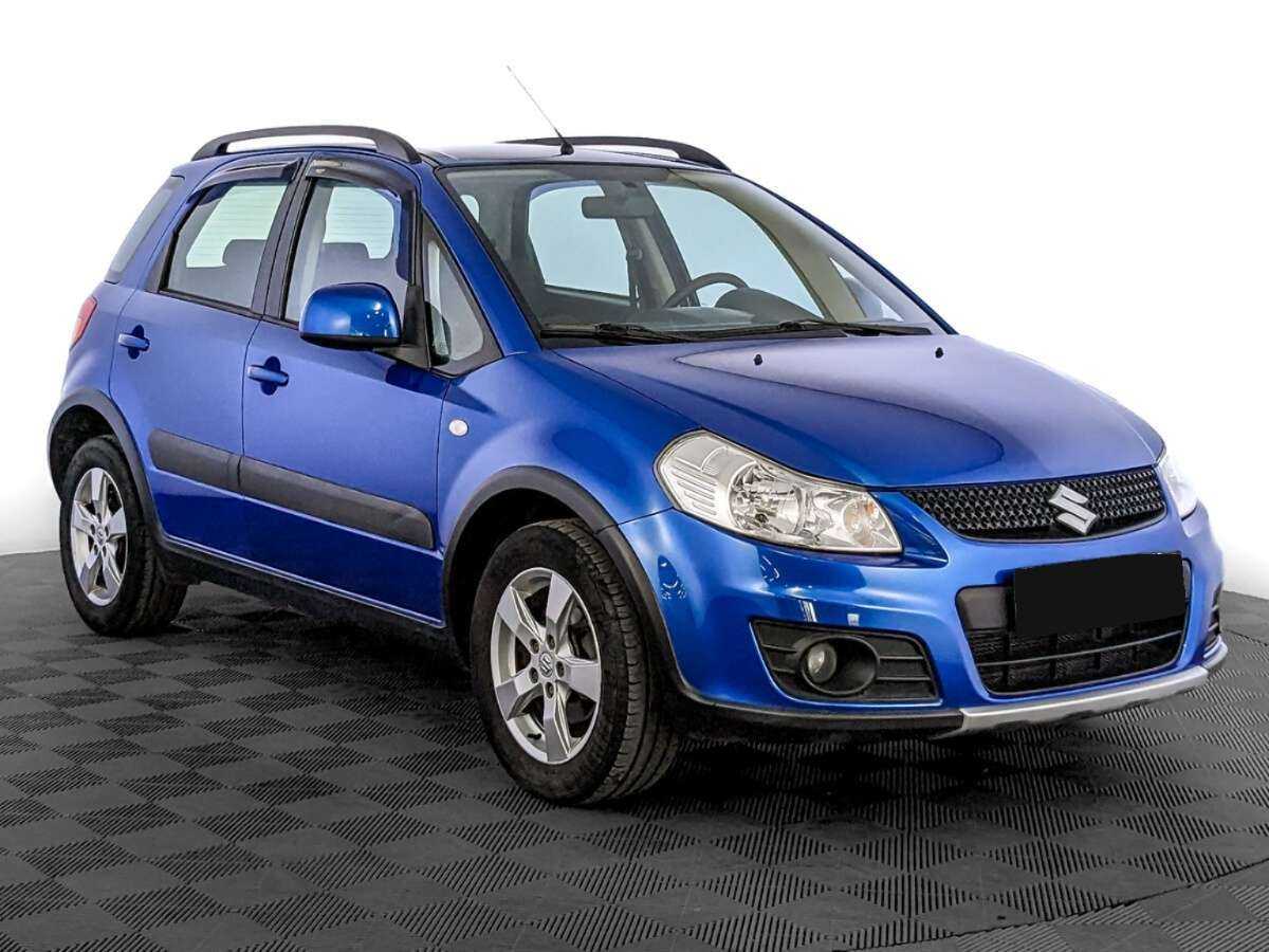 Б/У Сузуки С-Икс4 2013 года. Фото: #2