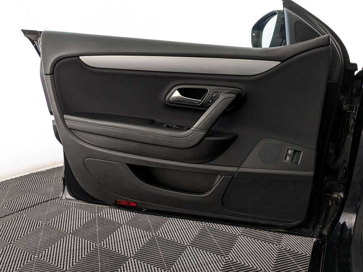 Б/У Фольксваген Пассат ЦЦ 2012 года. Фото: #14