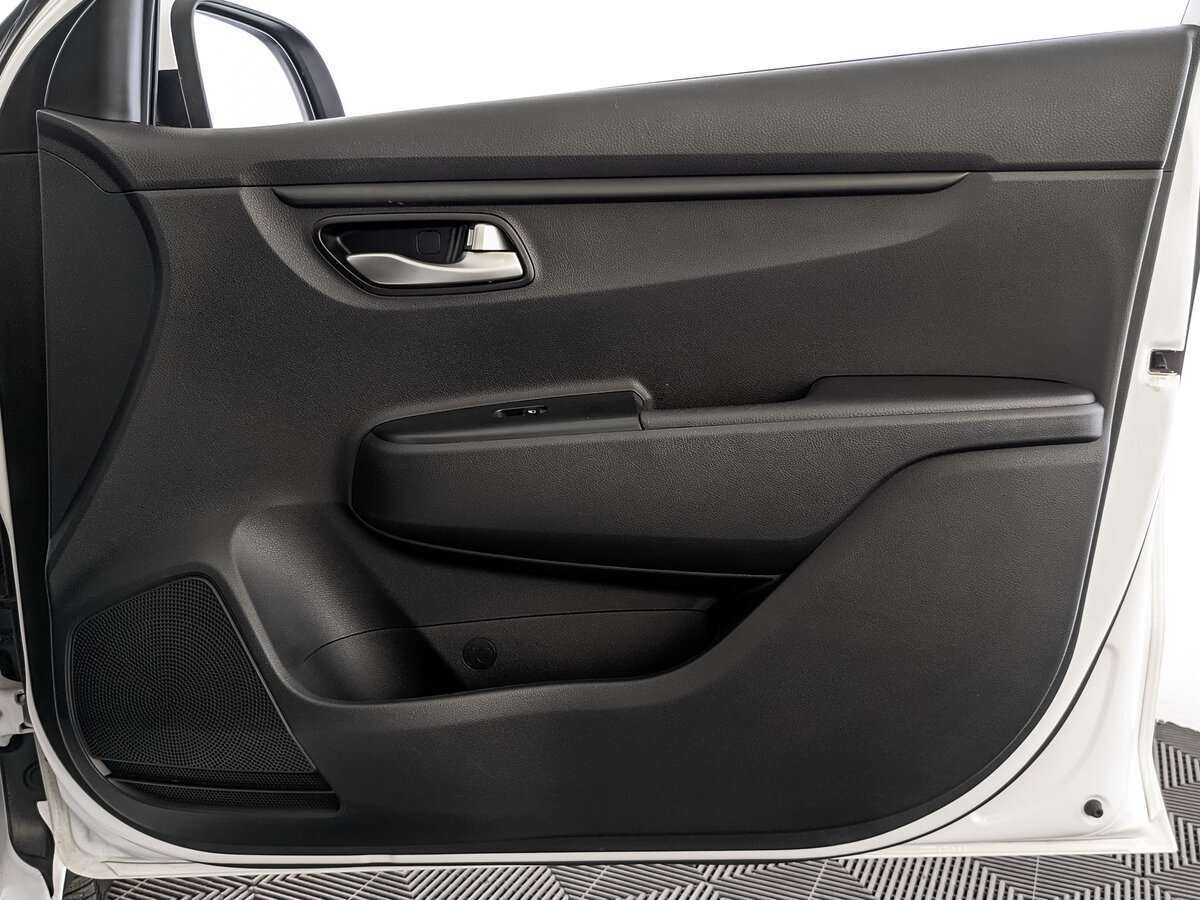 Б/У Киа Рио 2021 года. Фото: #24