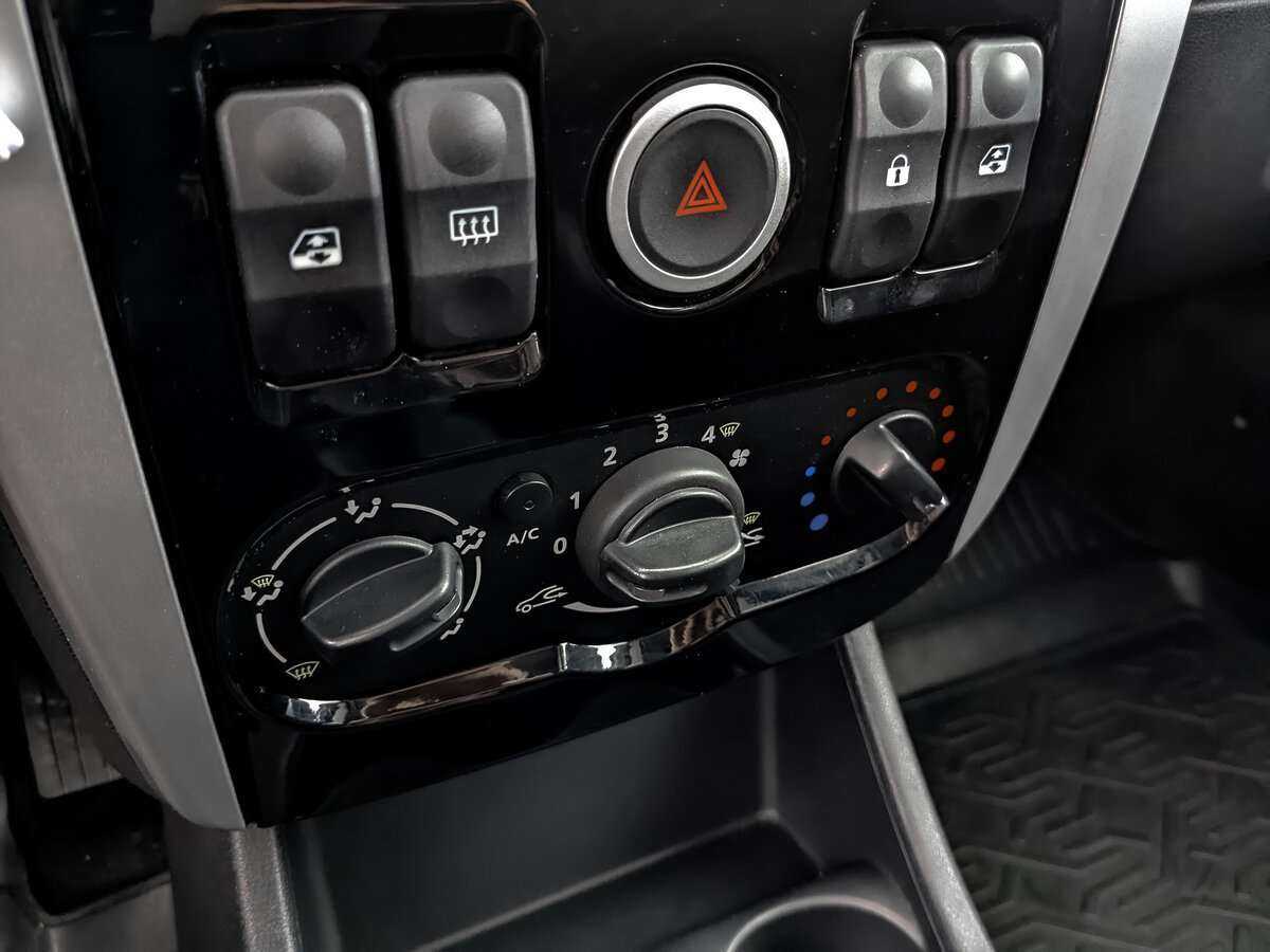 Б/У Лада (ВАЗ) Ларгус 2019 года. Фото: #16