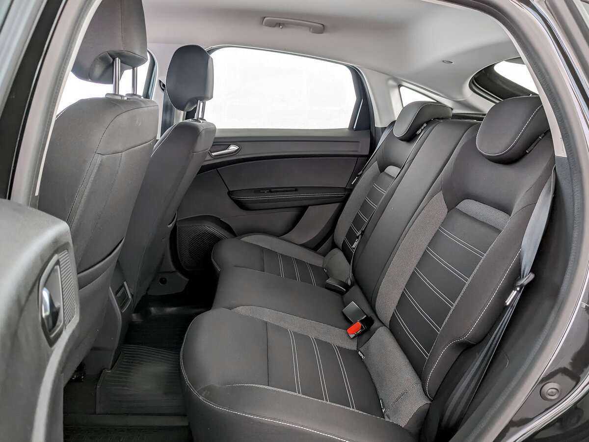 Б/У Рено Аркана 2022 года. Фото: #9