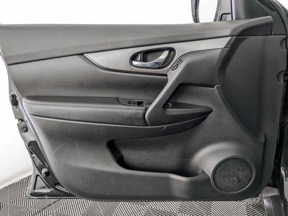 Б/У Ниссан Икс-Трейл 2016 года. Фото: #17