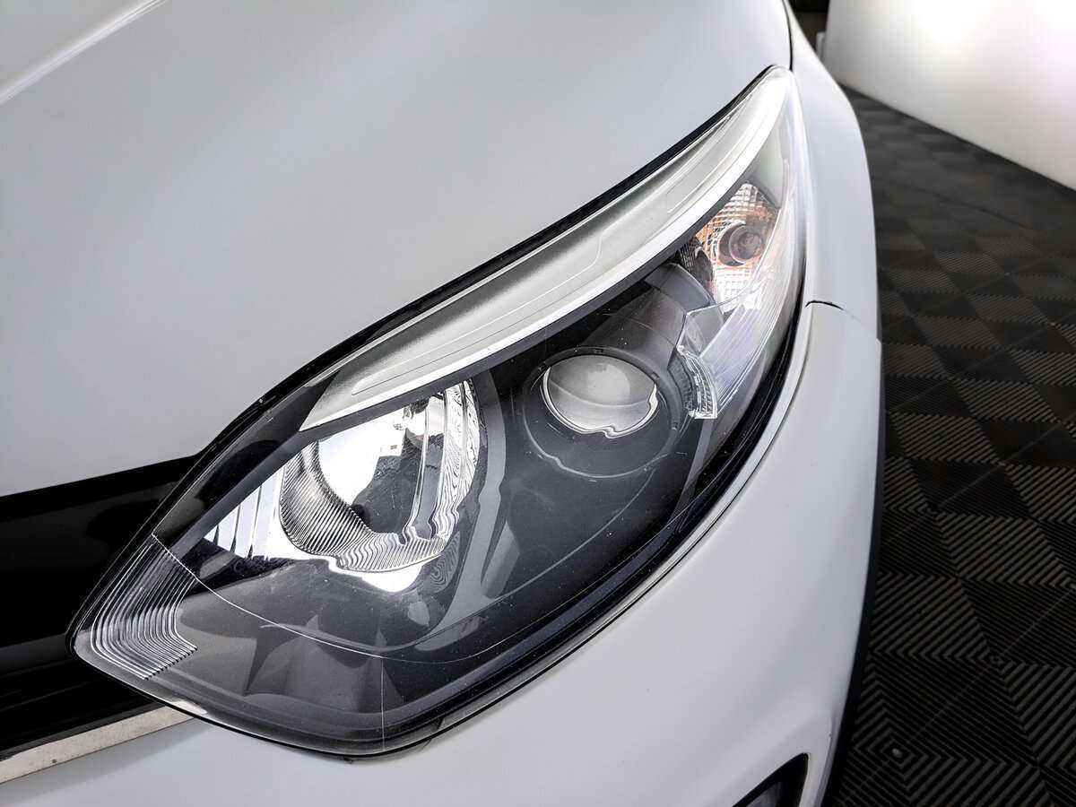 Б/У Рено Каптюр 2018 года. Фото: #15