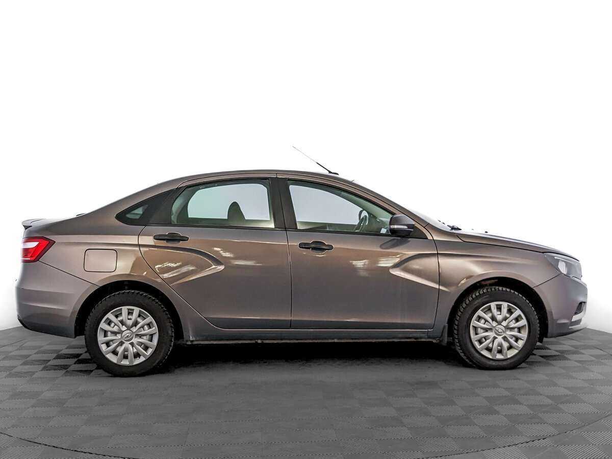 Б/У Лада (ВАЗ) Веста 2018 года. Фото: #3