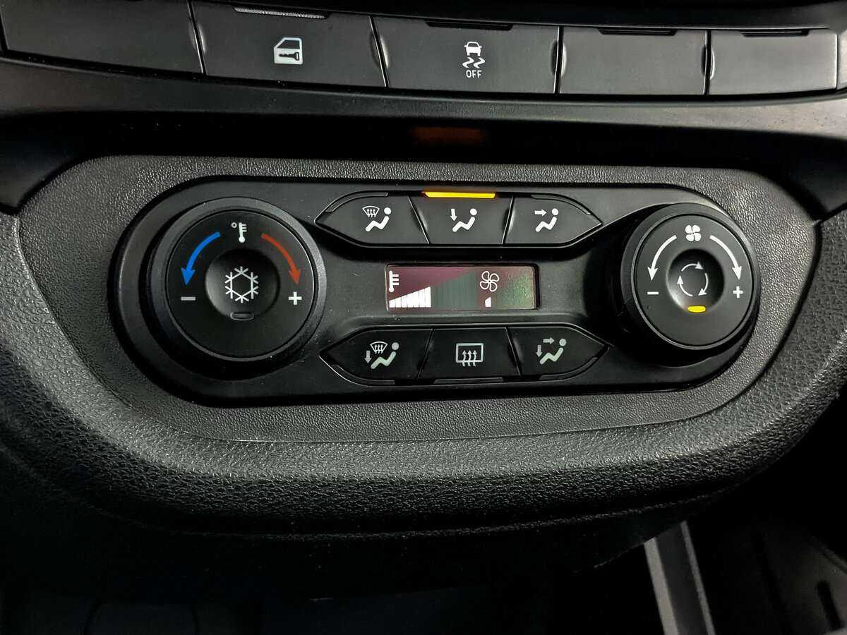 Б/У Лада (ВАЗ) Веста 2021 года. Фото: #20