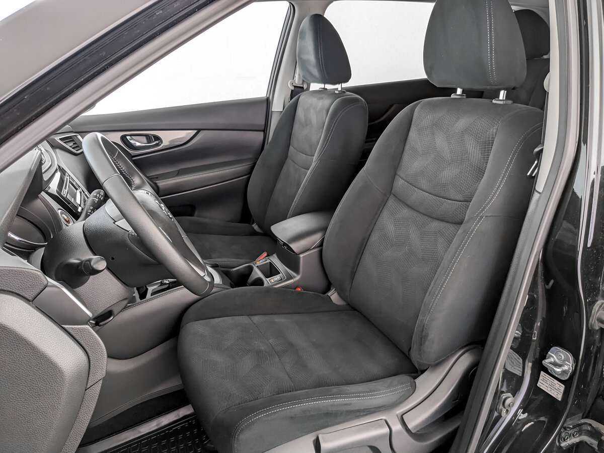 Б/У Ниссан Икс-Трейл 2017 года. Фото: #15