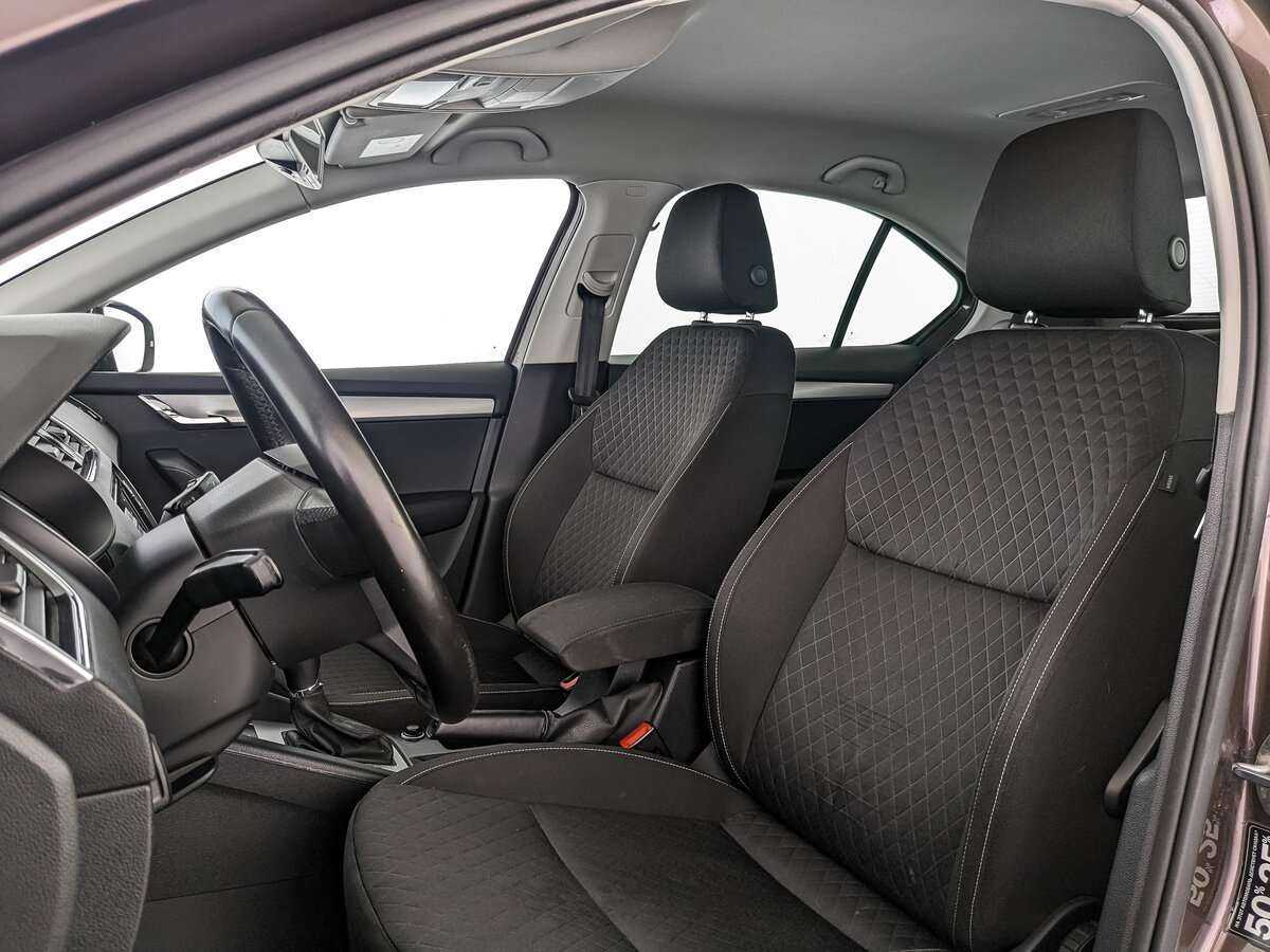 Б/У Шкода Октавия 2016 года. Фото: #19