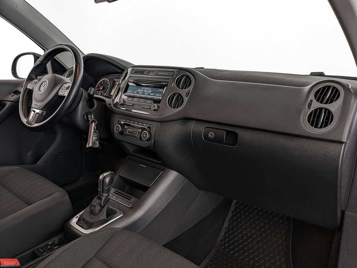 Б/У Фольксваген Тигуан 2015 года. Фото: #8