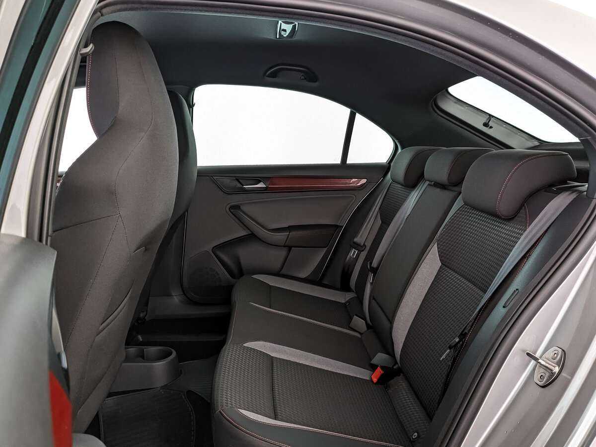 Б/У Фольксваген Поло 2021 года. Фото: #13