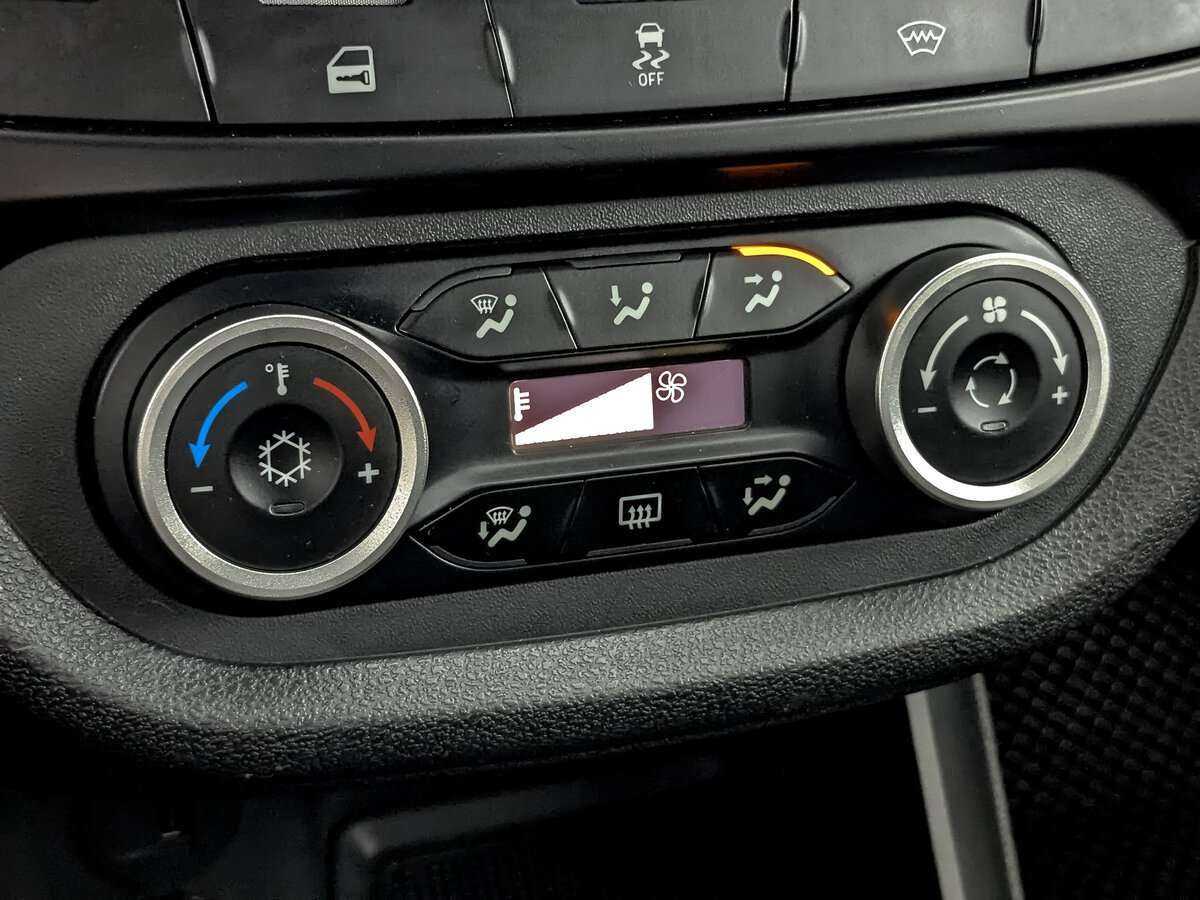 Б/У Лада (ВАЗ) Веста 2022 года. Фото: #16