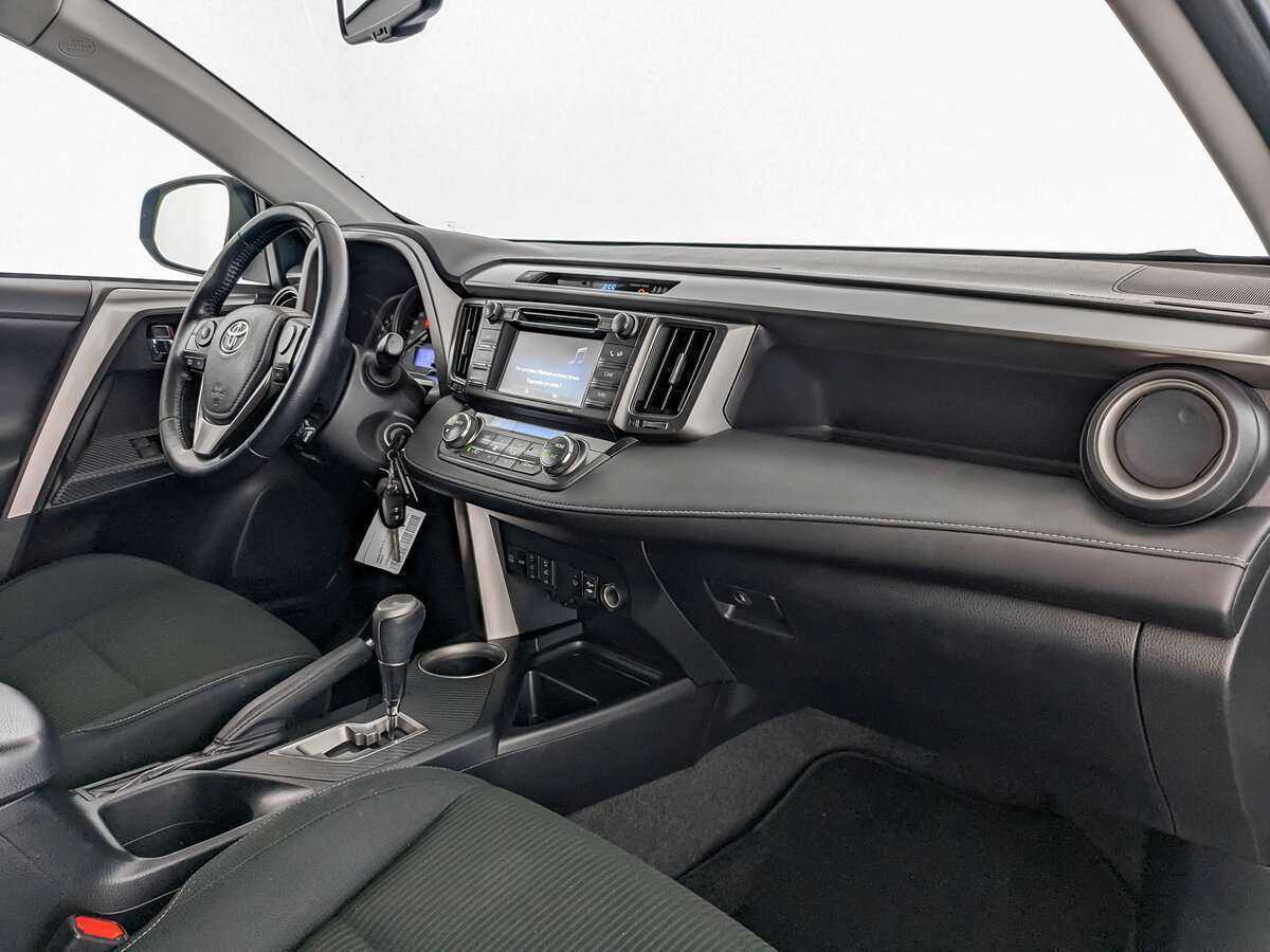 Б/У Тойота Рав4 2014 года. Фото: #7