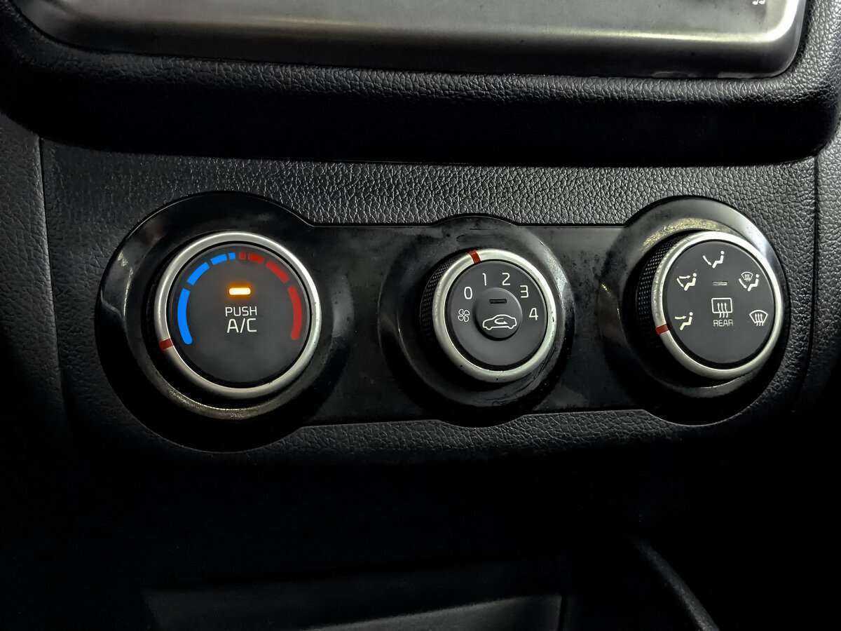 Б/У Киа Рио 2017 года. Фото: #15