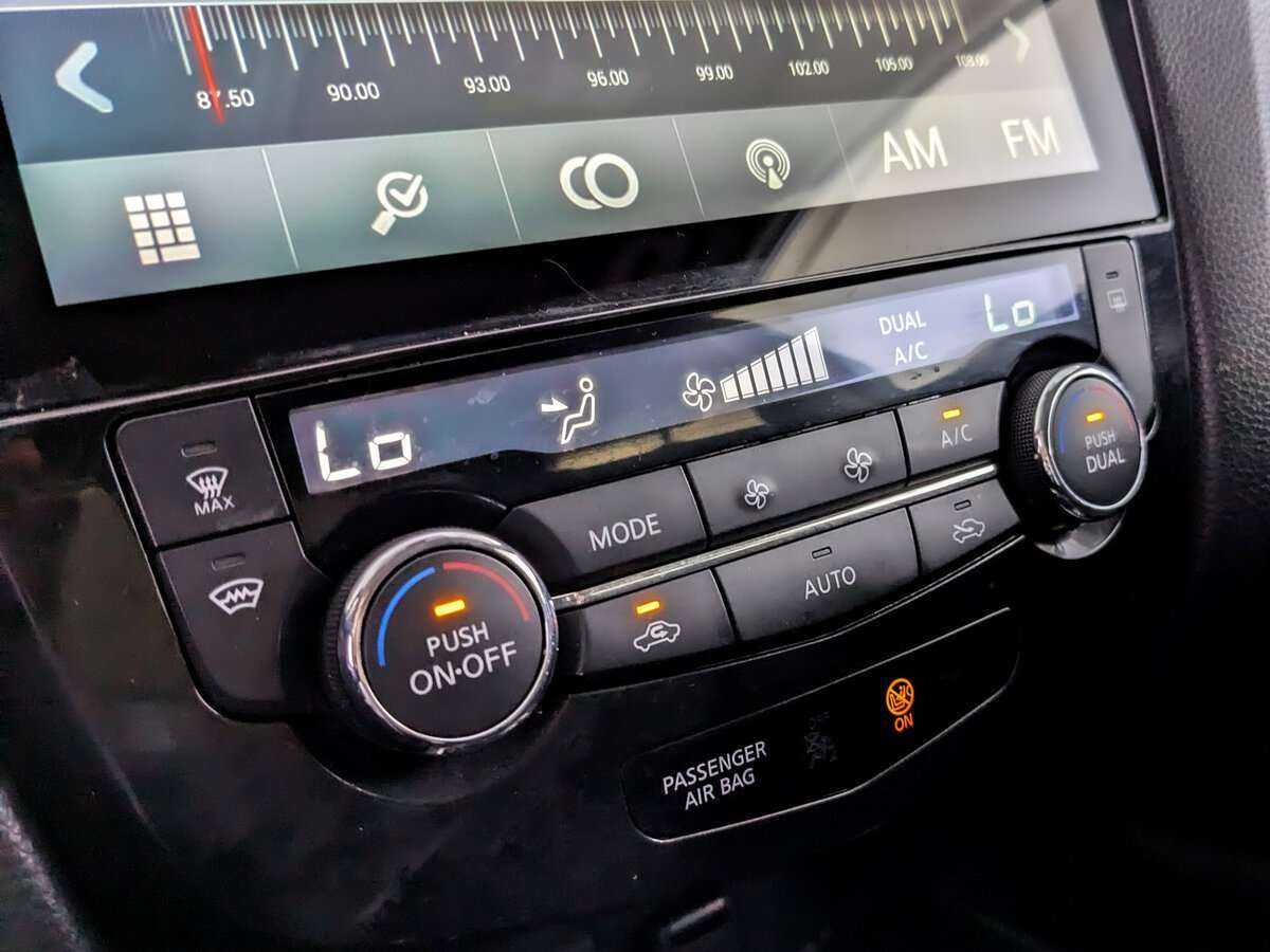 Б/У Ниссан Икс-Трейл 2018 года. Фото: #19