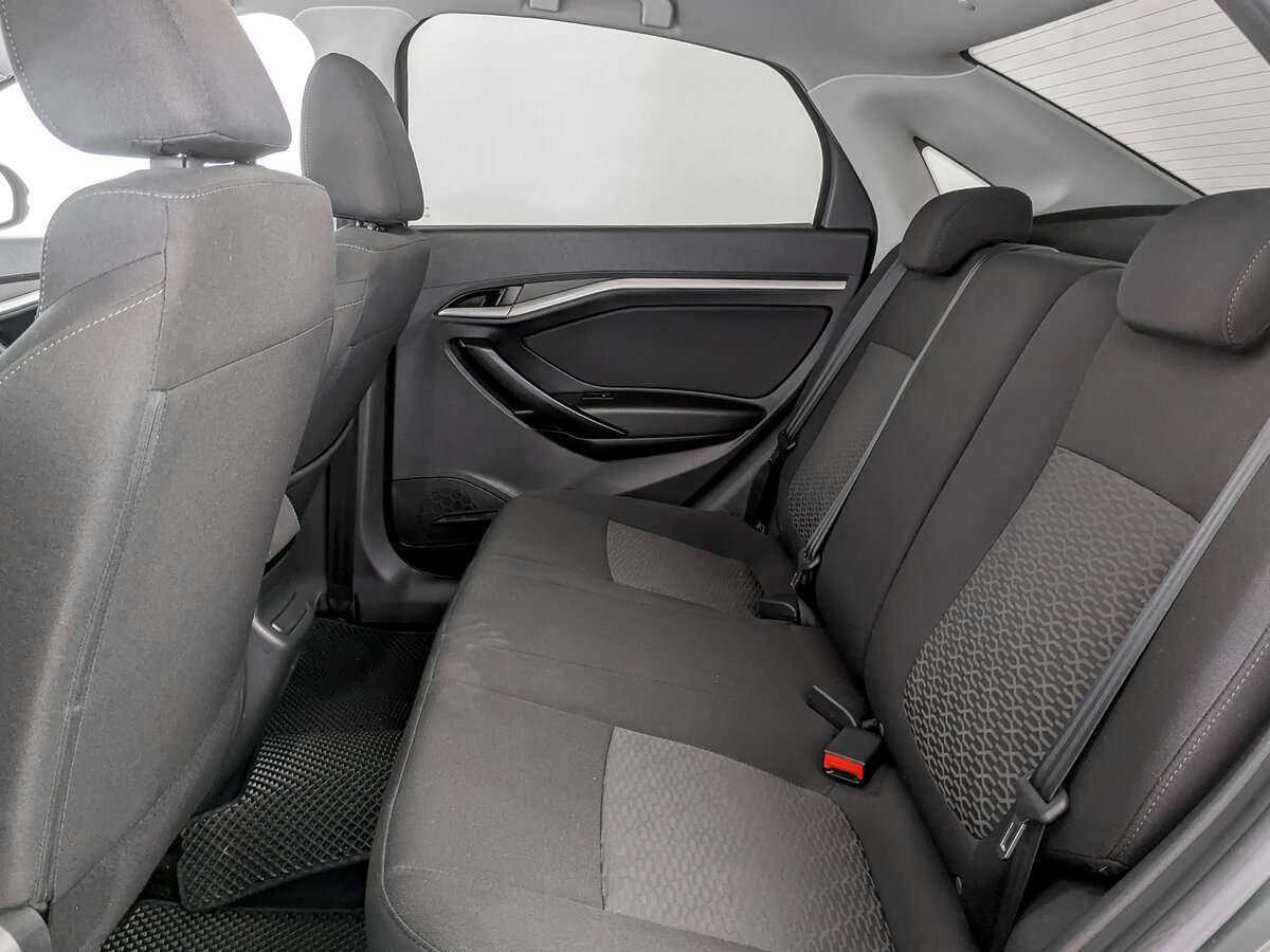 Б/У Лада (ВАЗ) Веста 2021 года. Фото: #9