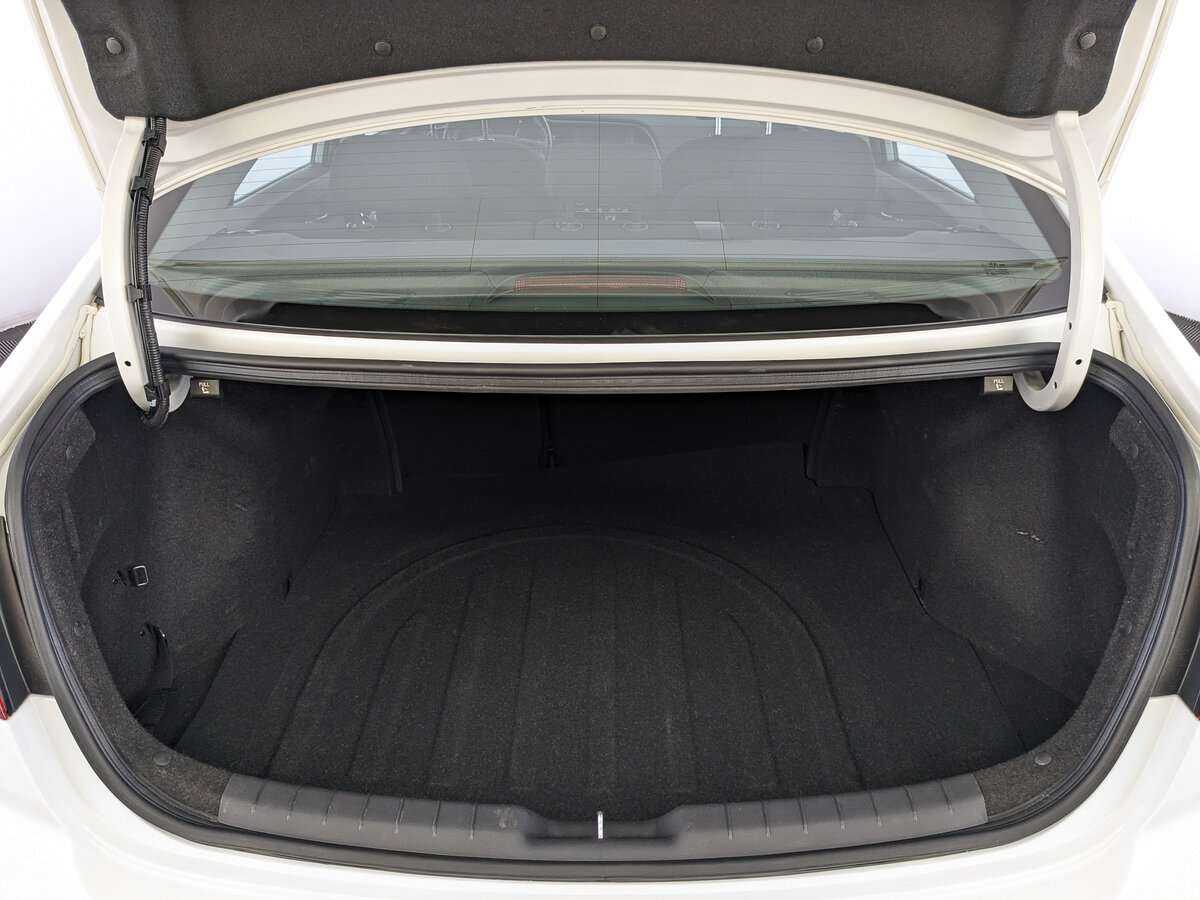 Б/У Хендай Елантра 2020 года. Фото: #9