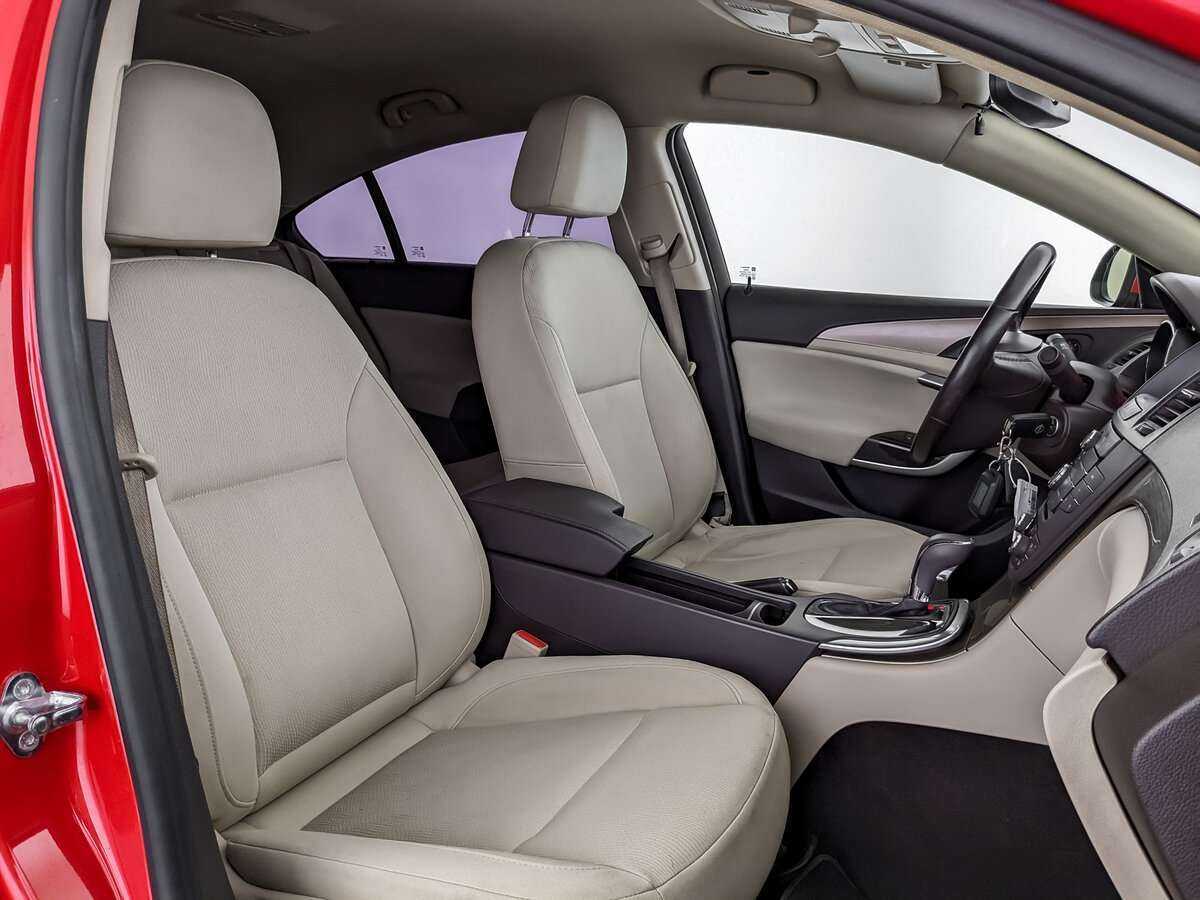 Б/У Опель Инсигния 2012 года. Фото: #18