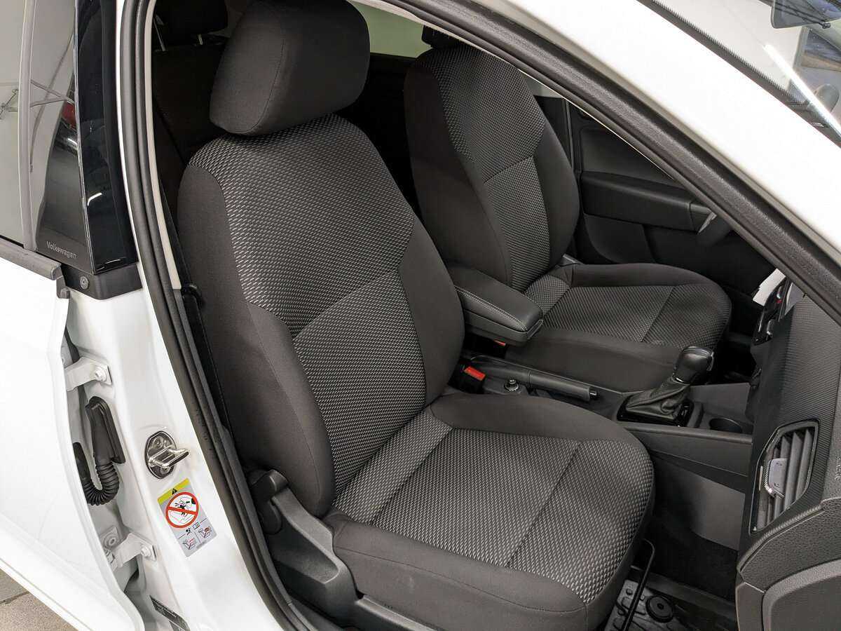 Б/У Фольксваген Поло 2020 года. Фото: #19