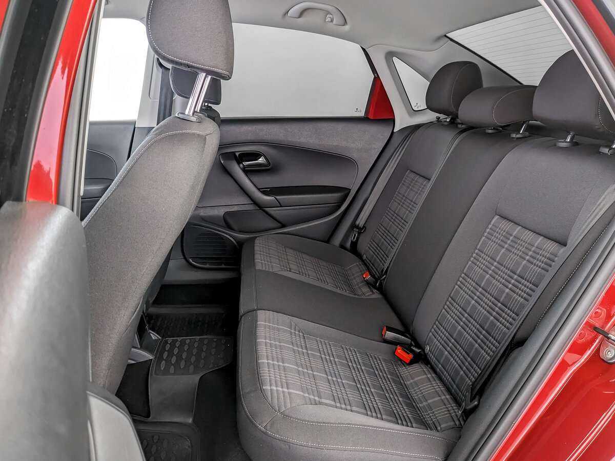 Б/У Фольксваген Поло 2017 года. Фото: #9