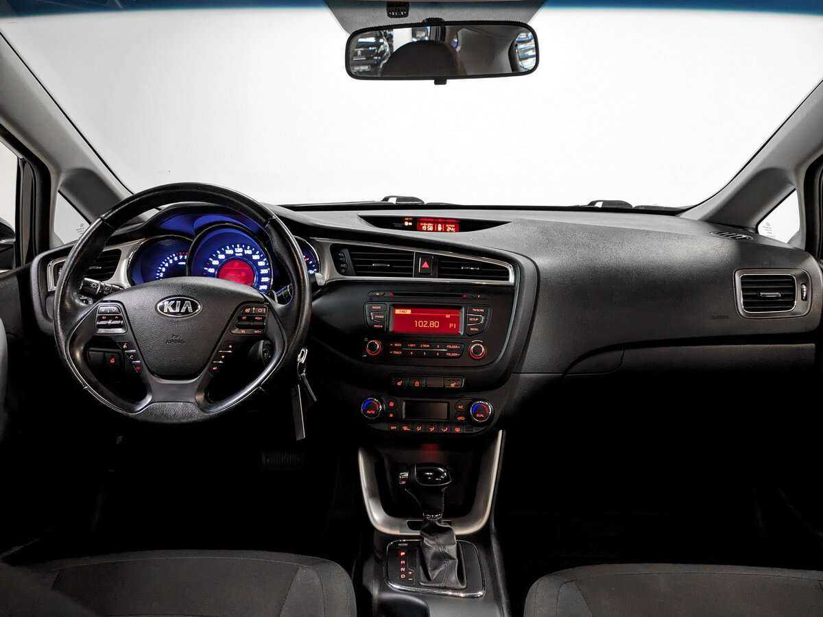 Б/У Киа Сид 2017 года. Фото: #12