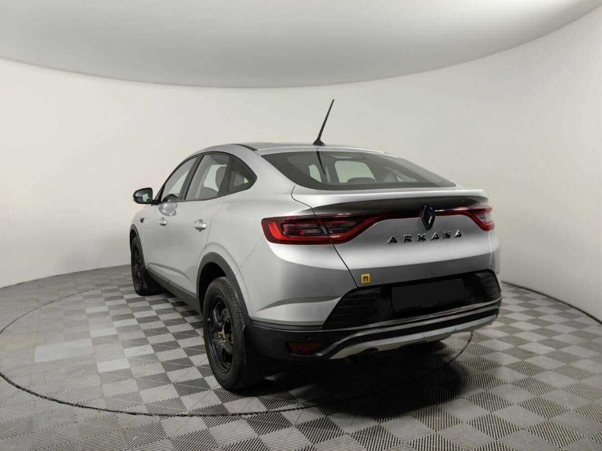 Б/У Рено Аркана 2020 года. Фото: #3