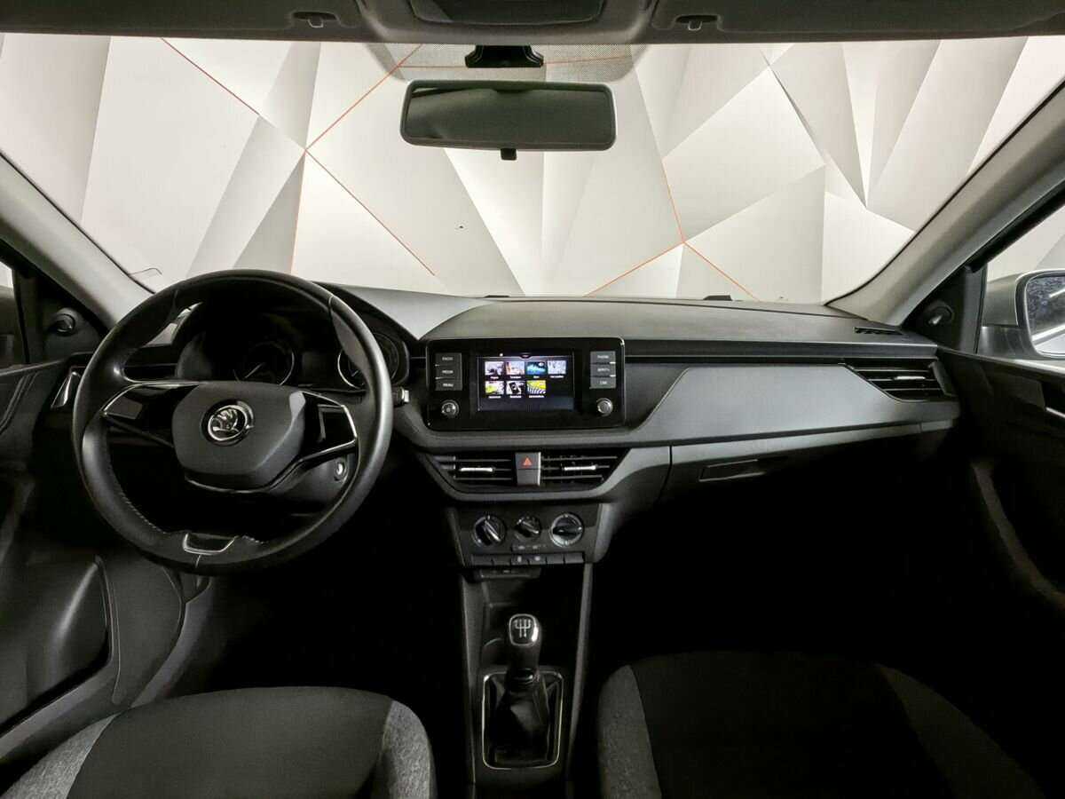 Б/У Шкода Рапид 2021 года. Фото: #9