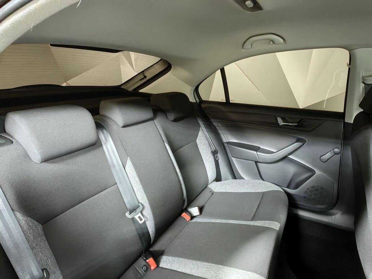 Б/У Шкода Рапид 2021 года. Фото: #12