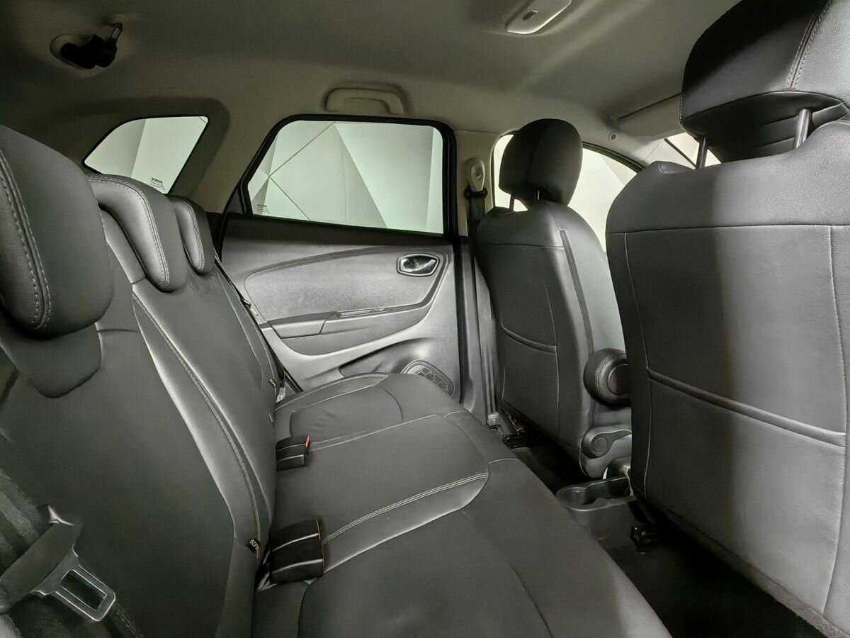 Б/У Рено Каптюр 2017 года. Фото: #9