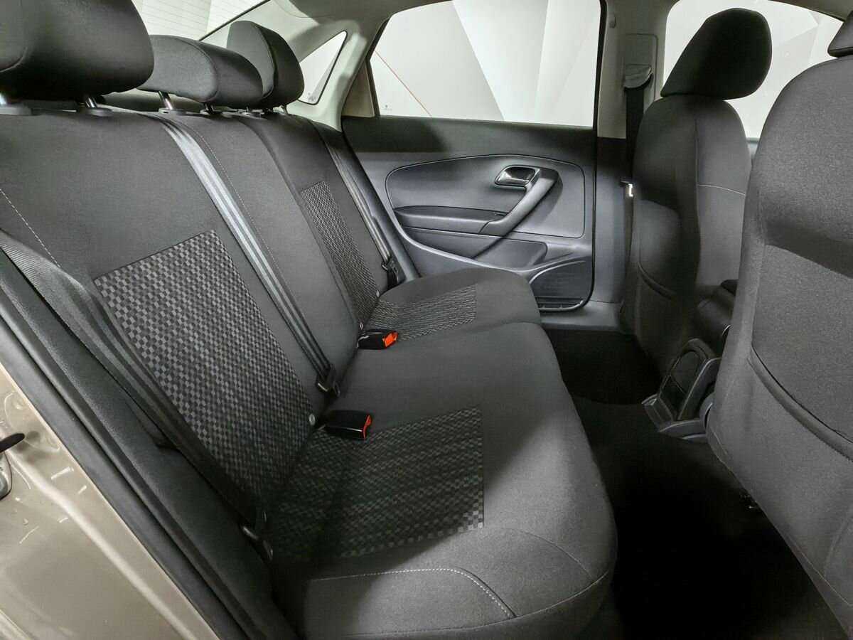 Б/У Фольксваген Поло 2016 года. Фото: #11